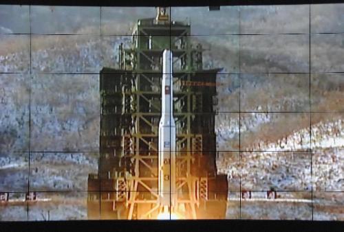 朝鮮發(fā)射“光明星3號(hào)”衛(wèi)星。