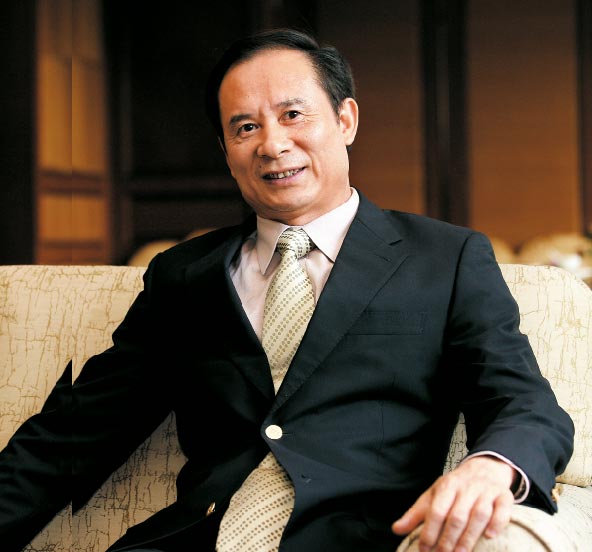全國政協(xié)委員、星河灣董事長黃文仔有此一說，稱調(diào)控房價要從調(diào)控地價開始