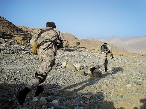 2009年6月，阿富汗政府軍在甘加爾谷地與塔利班作戰(zhàn)的情景。