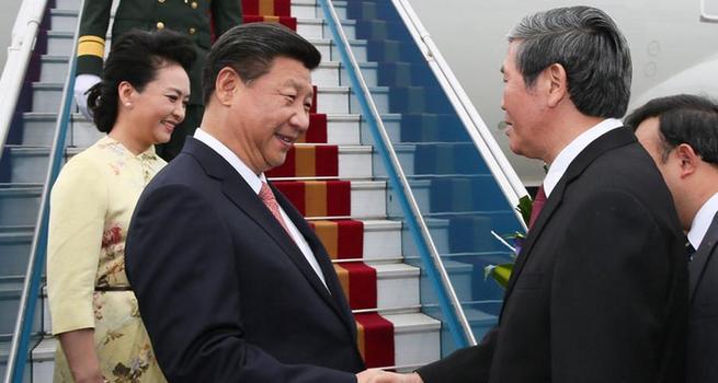 習(xí)近平抵達(dá)河內(nèi)開始對(duì)越南進(jìn)行國事訪問