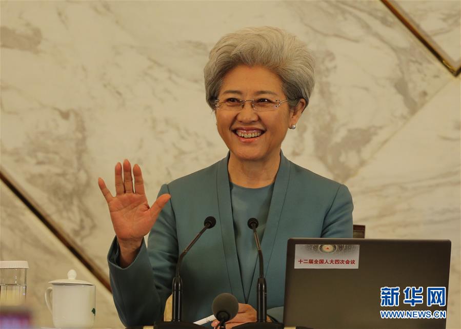 （兩會(huì)）（2）十二屆全國人大四次會(huì)議舉行新聞發(fā)布會(huì)
