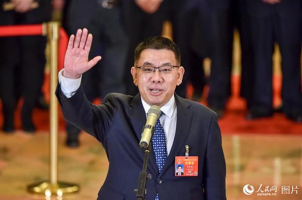 全國人大代表、廣西柳工集團(tuán)有限公司董事長曾光安。